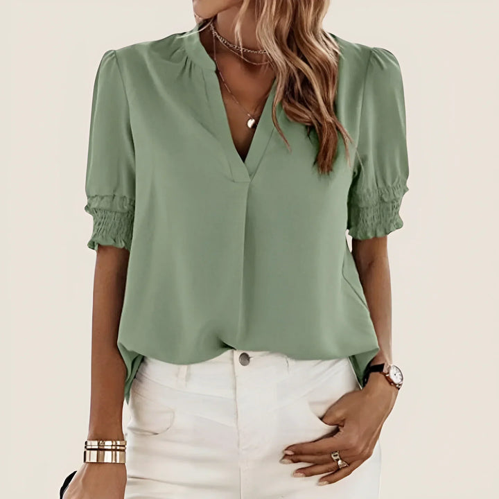 Mara - V-hals blouse met korte mouw
