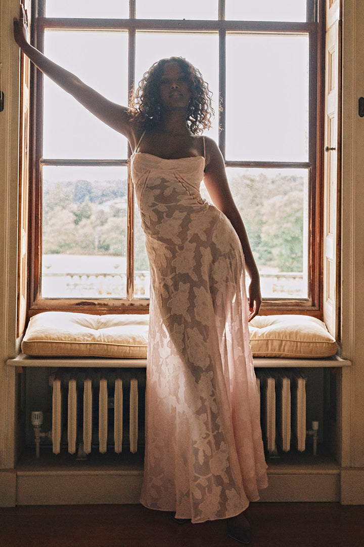 Elvina maxi-jurk zonder rug met borduursel | Luchtig, elegant & ideaal voor de zomer