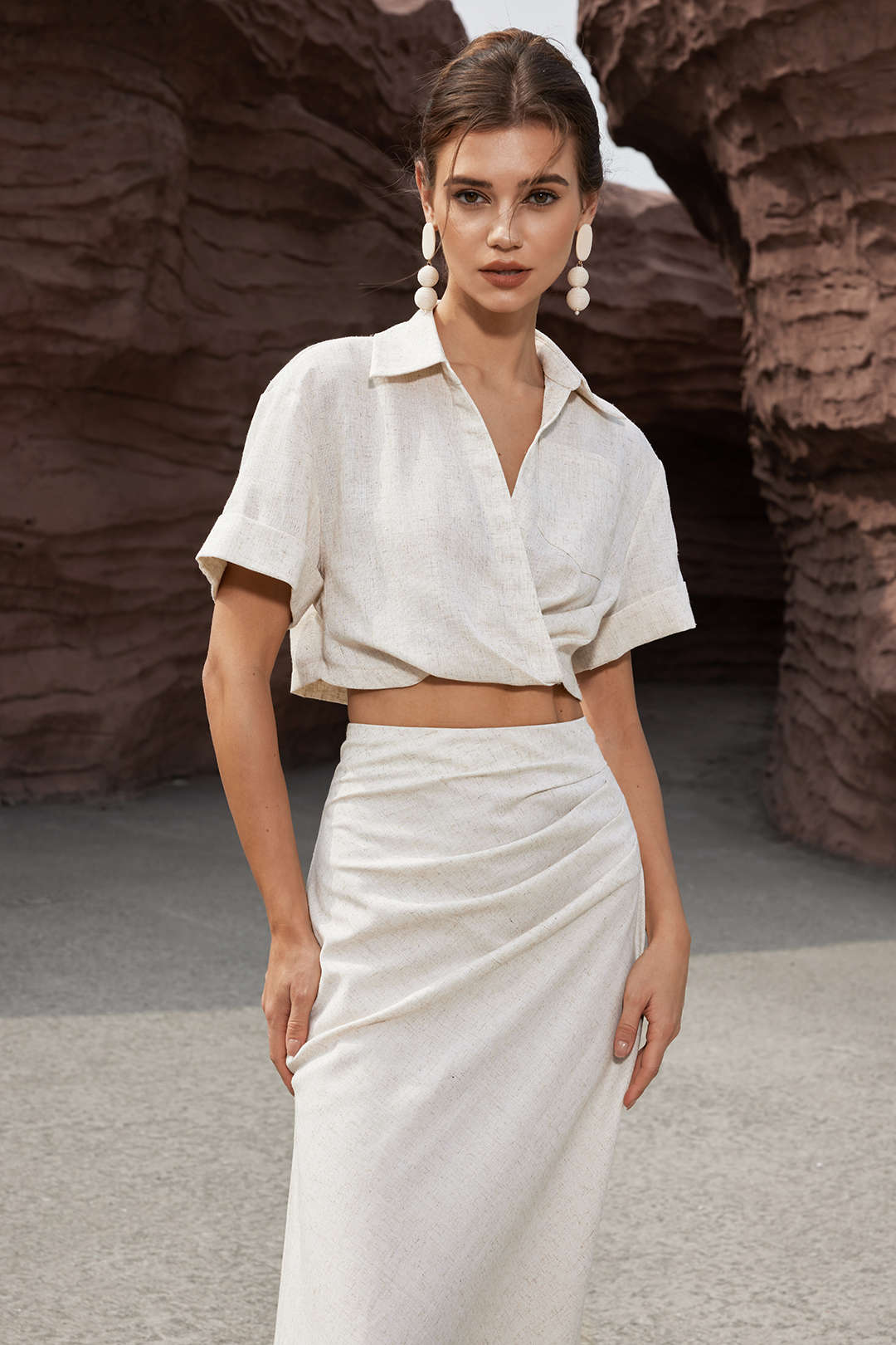 Victoria Leinen dames overhemd met gekruiste details | Korte zomertop met stijl