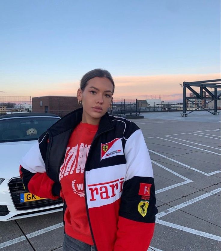 Ailyn dames oversized racejack | motorsport look met kleurblokken & patches