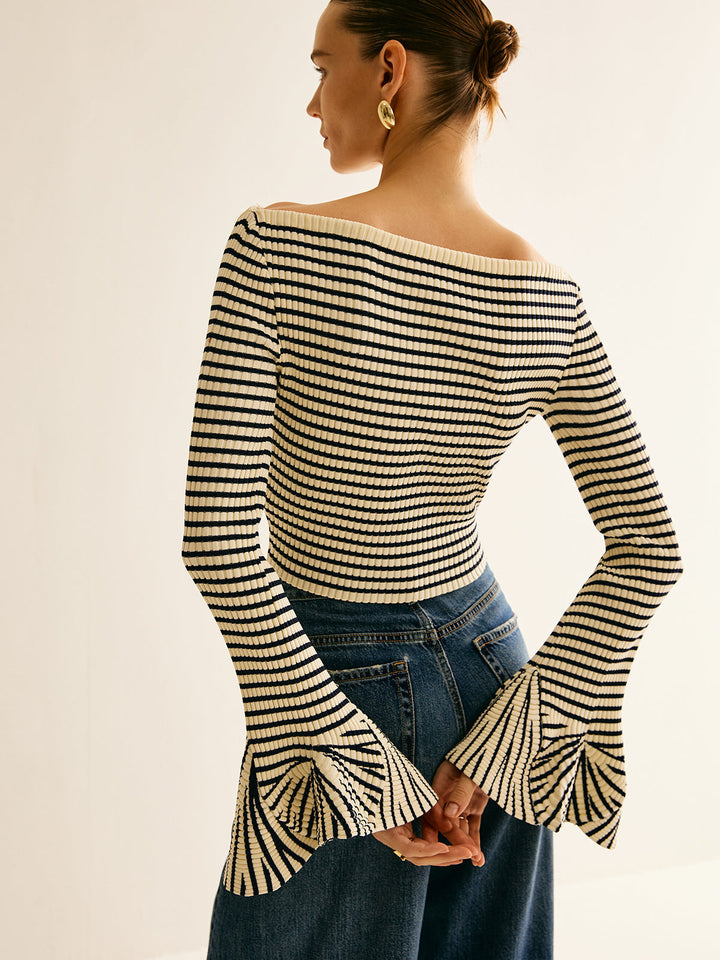 Isalie | Elegante geribde top met open schouders & uitlopende mouwen | Chic & modern
