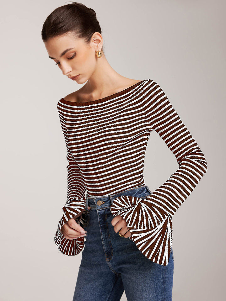 Isalie | Elegante geribde top met open schouders & uitlopende mouwen | Chic & modern