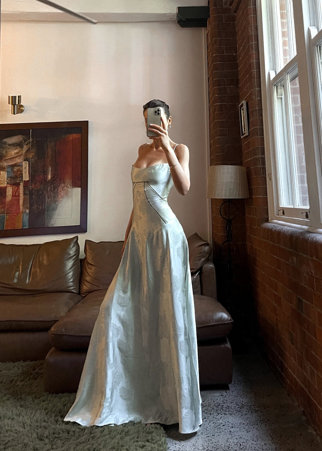 Satijnen Maxi-Jurk met Spaghettibandjes en Getailleerd Ontwerp voor Elegante Glamour