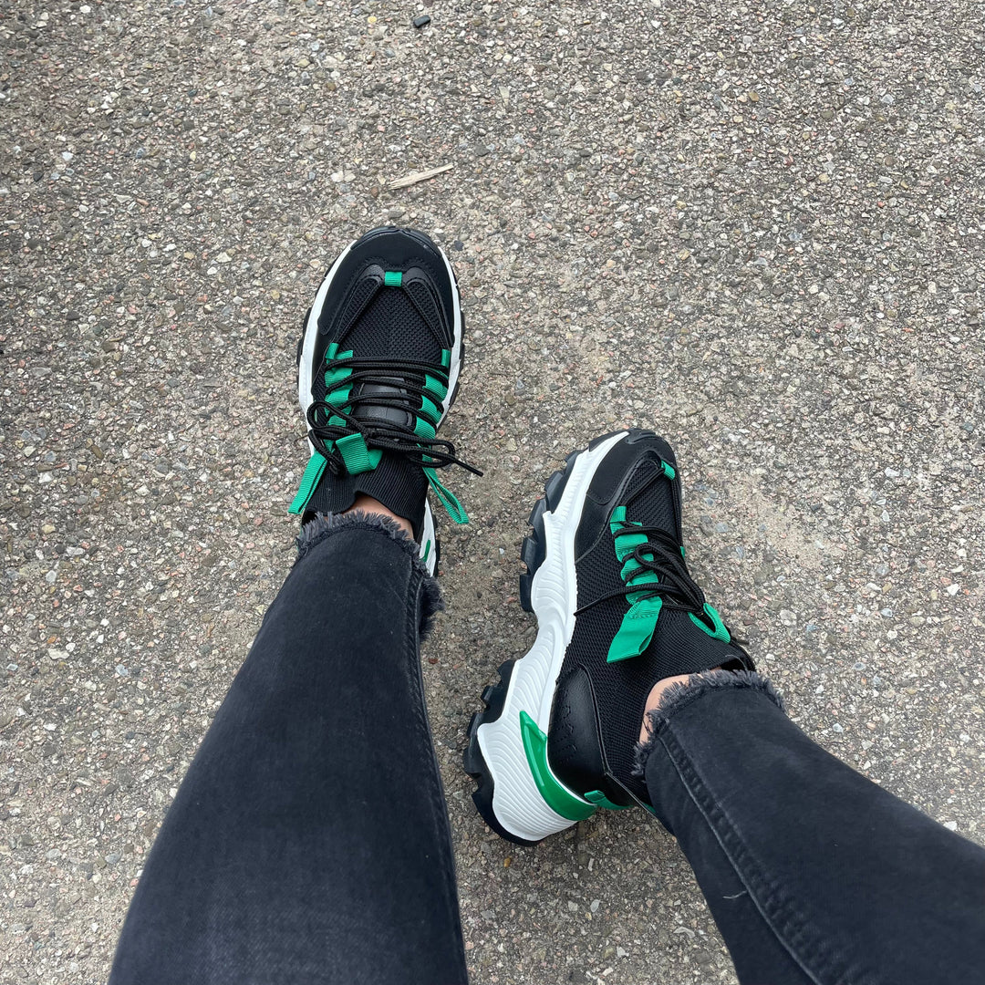 Djana Black/Green Sneaker
