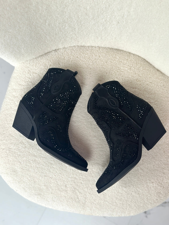 Delphine I Black Boots