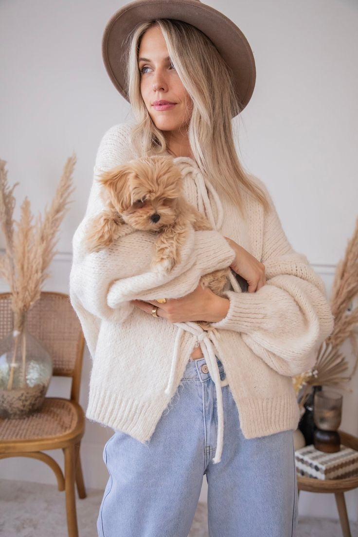 Aphrodite | Gebreide Bodywarmer met Knopen - Elegantie & Vrouwelijke Zachtheid