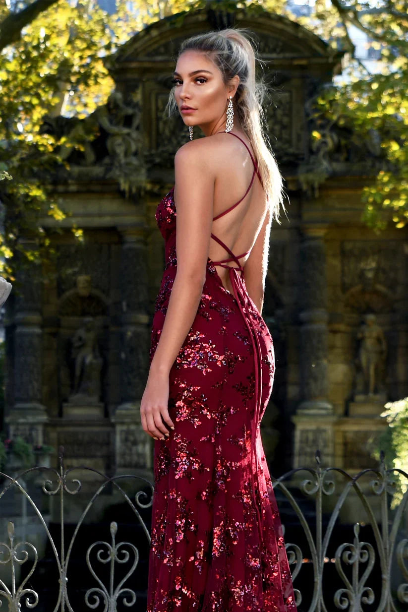 Avondjurk met Glitterapplicaties in Aansluitend Model voor Elegantie en Glamour