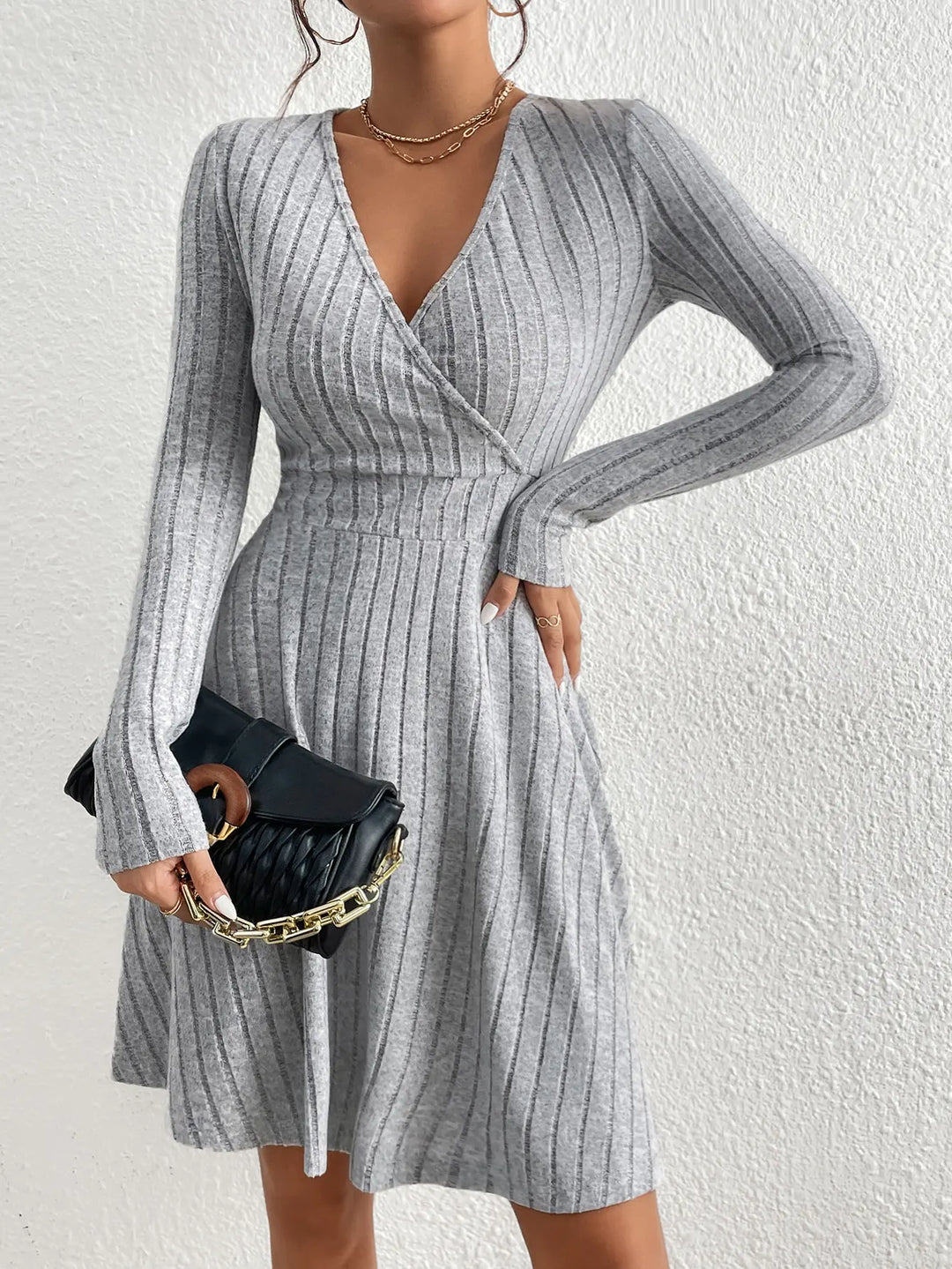 Amandine Chic Gebreide Jurk | V-hals & Lange Mouwen