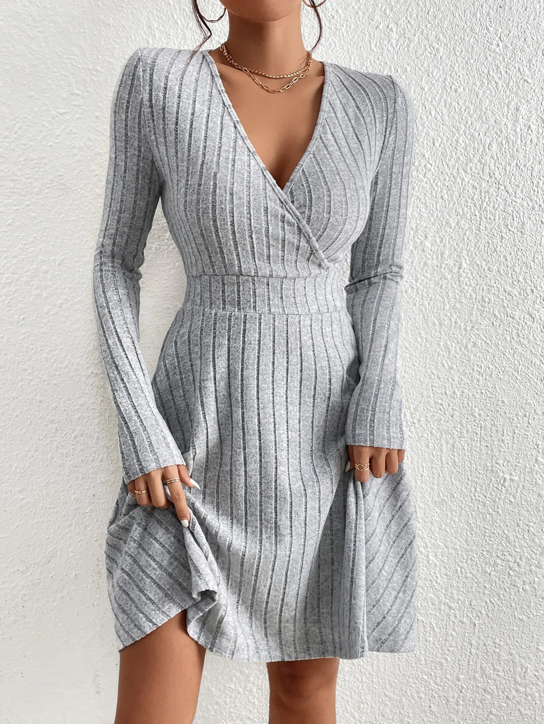 Amandine Chic Gebreide Jurk | V-hals & Lange Mouwen