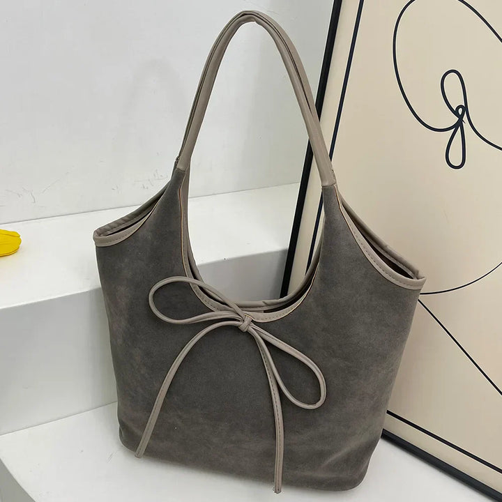 Kim Elegante Tas – Stijlvolle Handtas met Vegan Suède & Leer en Strikdetail | Perfect voor Dagelijks Gebruik & Evenementen