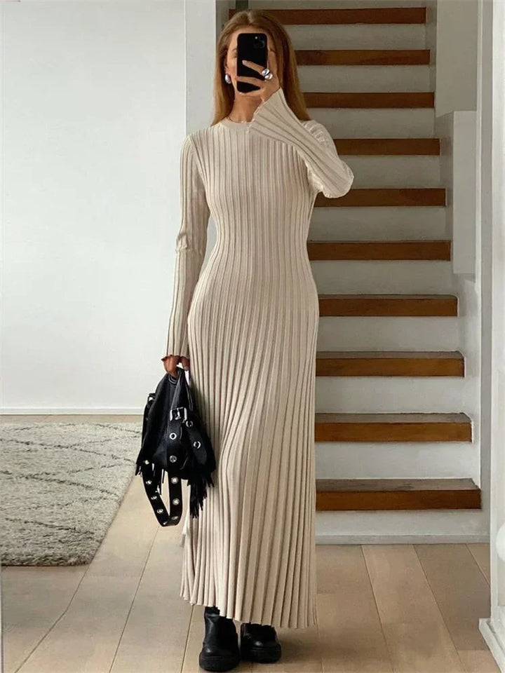Sasha | Lange jurk met plooien & aansluitende snit | Elegantie & comfort