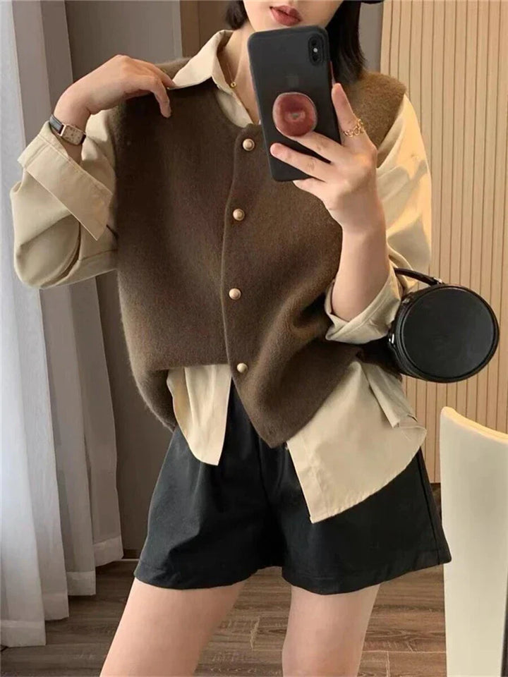 Adeline - Geraffineerd gilet met knopen, ideaal voor een klassieke stijl