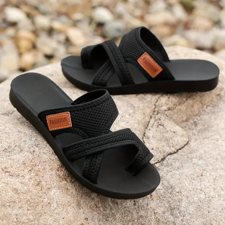 Euphemia - Antislipsandalen van geperforeerd mesh