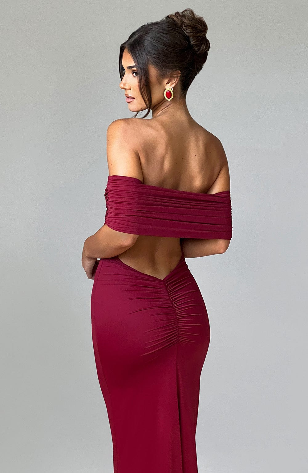 Femia | Eelegante Off-Shoulder Jurk