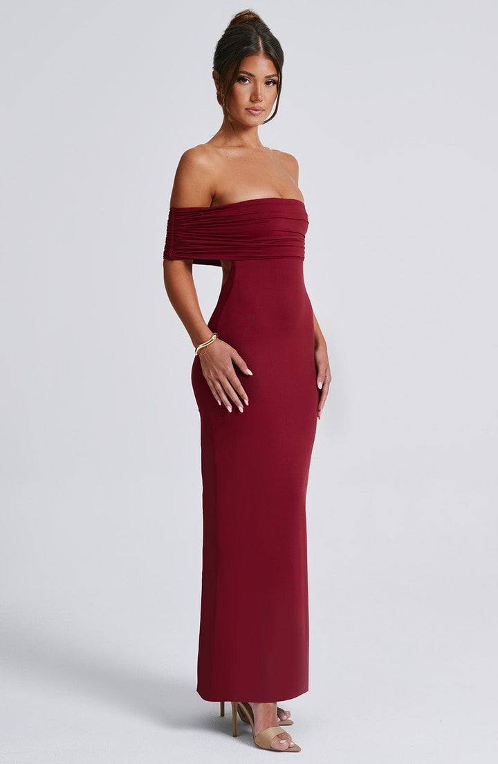 Femia | Eelegante Off-Shoulder Jurk