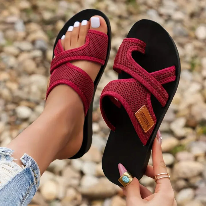 Euphemia - Antislipsandalen van geperforeerd mesh